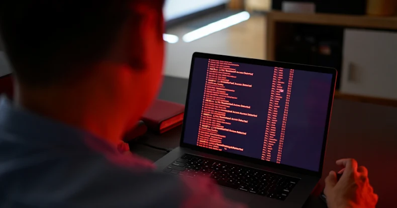 ក្រុម Smishing Triad ត្រូវបានភ្ជាប់ទៅនឹងដែនព្យាបាទចំនួន 194,000 នៅក្នុងប្រតិបត្តិការ Phishing សកល