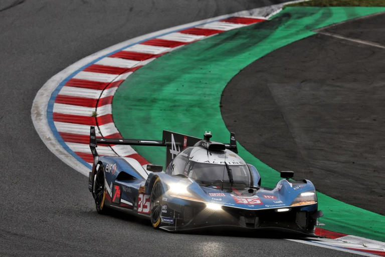 WEC Fuji: Alpine ឈ្នះលើកដំបូងជាមួយនឹងរថយន្ត LMDh ក្នុងការប្រណាំងដ៏ច្របូកច្របល់