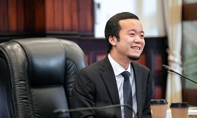 របៀបដែលមហាសេដ្ឋីកម្ពុជា Chen Zhi បានបង្កើតម៉ាស៊ីនគ្រីបតូតម្លៃ 15 ពាន់លានដុល្លារ